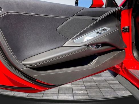 Used 2023 Chevrolet Corvette Stingray Coupe w/ Z51 Performance Package image 21