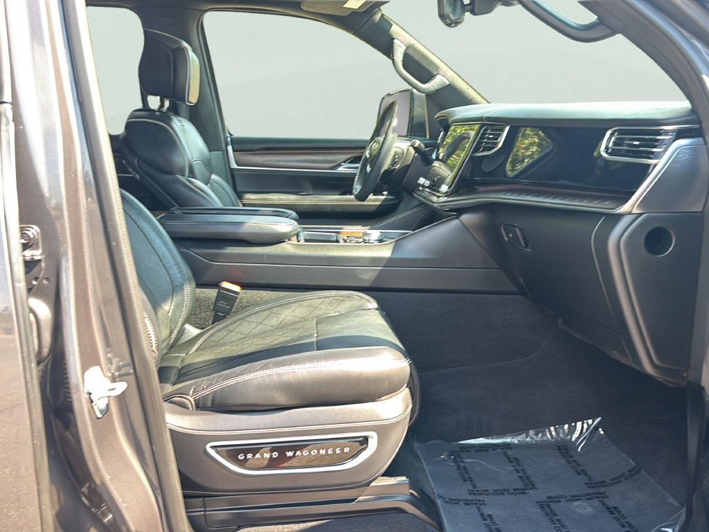 Used 2022 Jeep Grand Wagoneer Series II w/ Convenience Group III AWD/4WD image 11