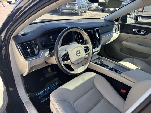 Used 2023 Volvo S60 B5 Plus w/ Climate Package image 10