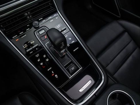 Used 2023 Porsche Panamera Platinum Edition RWD image 32