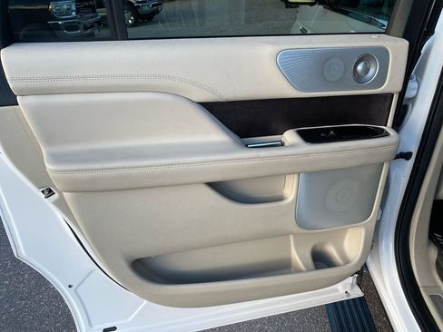 Used 2019 Lincoln Navigator L Reserve w/ Cargo Package image 28