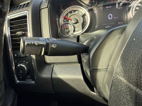 Used 2017 RAM 1500 Laramie AWD/4WD image 22