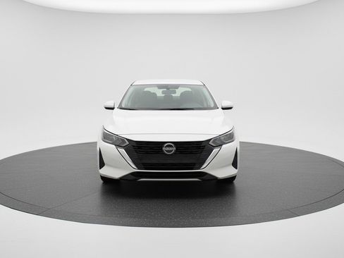 Used 2025 Nissan Sentra S FWD image 2