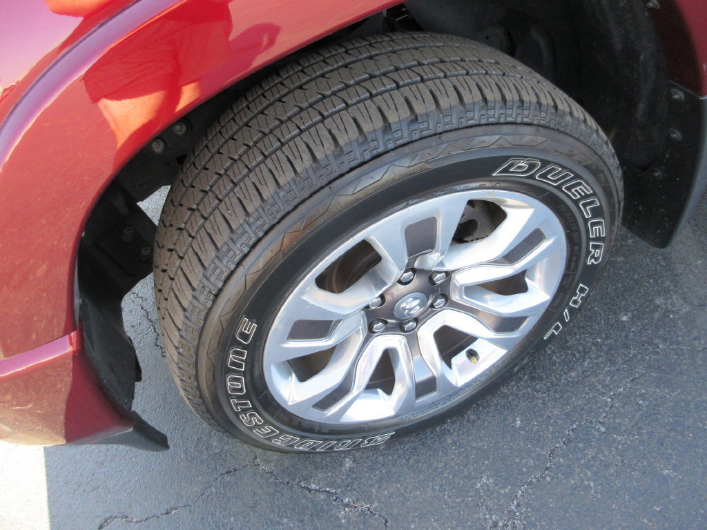 Used 2019 RAM 1500 Limited AWD/4WD image 15