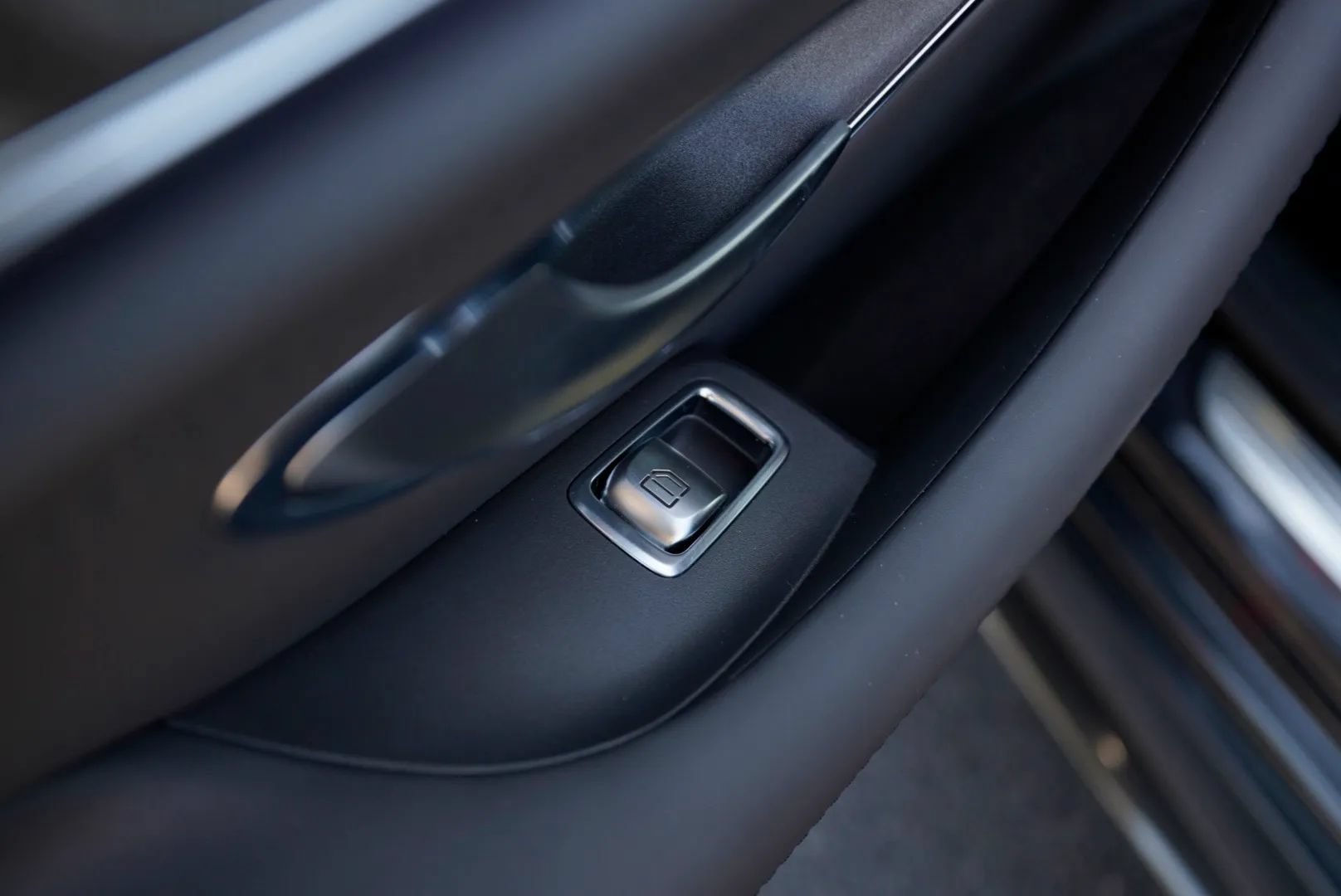 Used 2019 Mercedes-Benz AMG GT 53 w/ Driver Assistance Package image 35