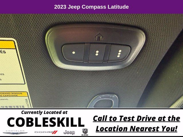 Used 2023 Jeep Compass Latitude w/ Convenience Group AWD/4WD image 27