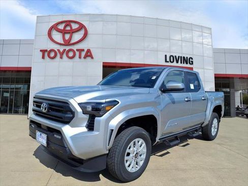 Certified 2025 Toyota Tacoma SR5 image 1