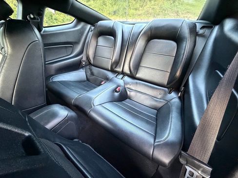 Used 2016 Ford Mustang Premium RWD image 27
