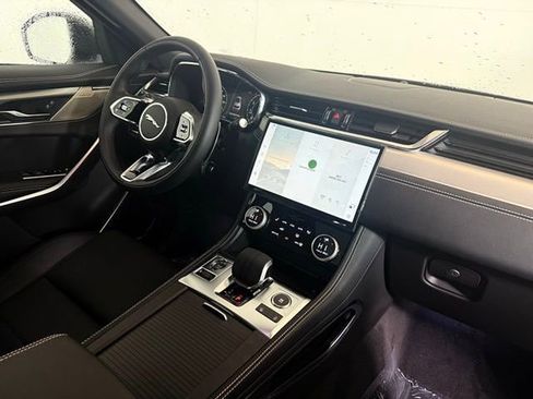 Certified 2025 Jaguar F-PACE R-Dynamic S image 37