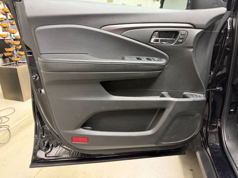 Used 2020 Honda Pilot EX-L image 10
