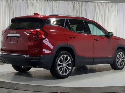 Used 2020 GMC Terrain SLT w/ Preferred Package image 10