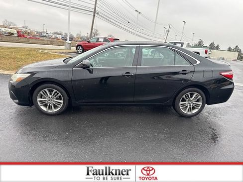 Certified 2016 Toyota Camry image 4