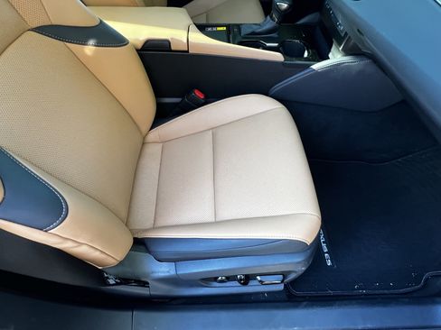 Used 2024 Lexus ES 350 w/ Premium Package FWD image 44