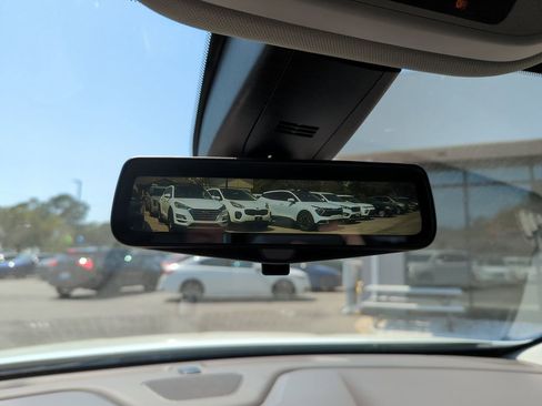 Used 2019 Chevrolet Traverse Premier w/ Driver Confidence II Package image 27