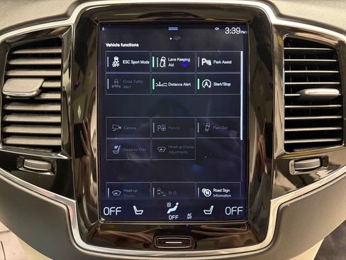 Used 2017 Volvo XC90 T6 Inscription w/ Vision Package image 18