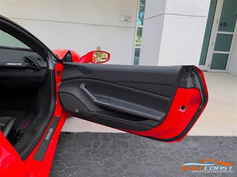Used 2019 Ferrari 488 GTB RWD image 35