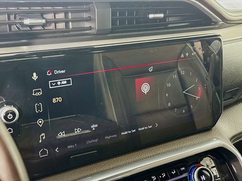 Used 2024 GMC Sierra 2500 Denali w/ Denali Reserve Package image 14