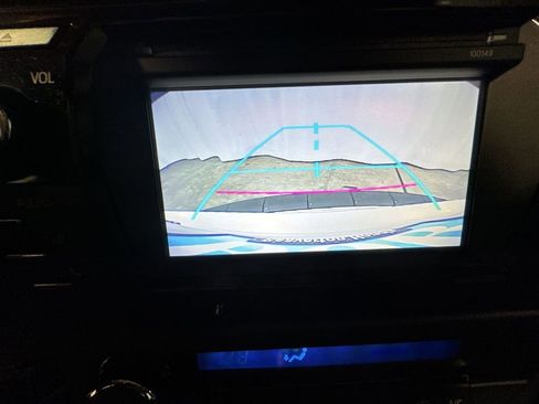 Used 2015 Toyota Corolla S image 24