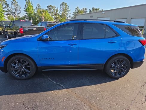 Used 2024 Chevrolet Equinox RS w/ RS Leather Package image 3