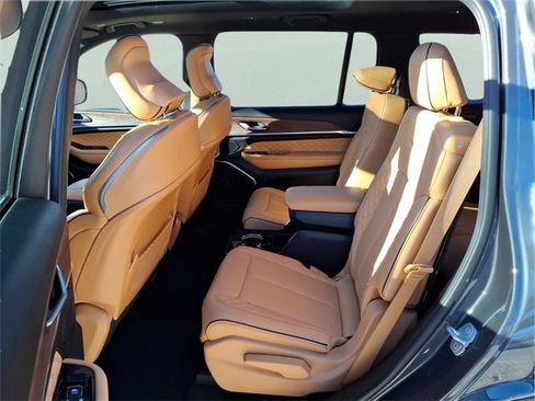 Used 2025 Jeep Grand Cherokee L Summit w/ Advanced Protech Group IV image 12