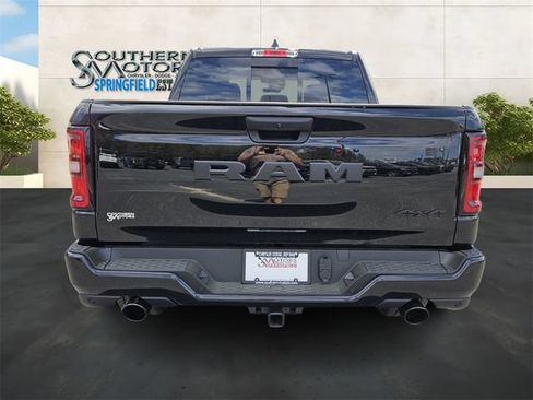 New 2026 RAM 1500 Express AWD/4WD image 4