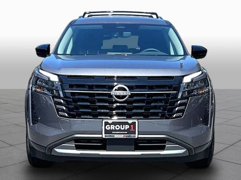 New 2026 Nissan Pathfinder SL FWD image 3