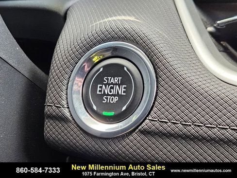 Used 2024 Chevrolet TrailBlazer LT image 24