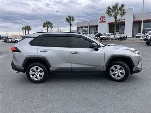 Certified 2021 Toyota RAV4 LE image 6