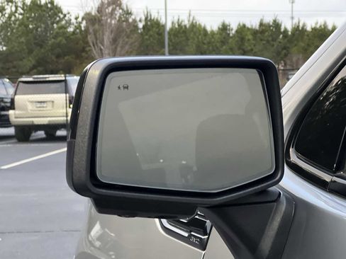 Used 2024 GMC Sierra 1500 AT4 w/ Technology Package image 29