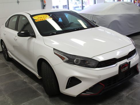 Used 2022 Kia Forte GT-Line w/ GT-Line Technology Package image 3