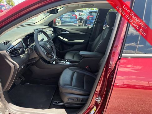 Used 2023 Buick Encore GX Essence w/ Experience Buick Package FWD image 11
