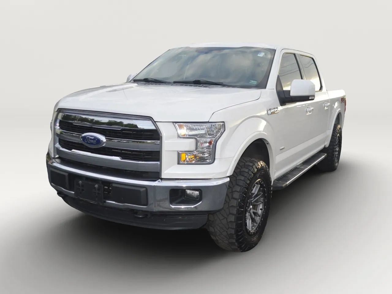 Used 2015 Ford F150 Lariat w/ Equipment Group 501A Mid AWD/4WD image 2