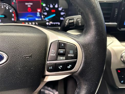 Used 2021 Ford Explorer XLT w/ Equipment Group 202A RWD image 20