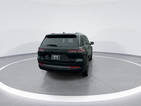 New 2026 Jeep Grand Cherokee Summit w/ Obsidian Package AWD/4WD image 7