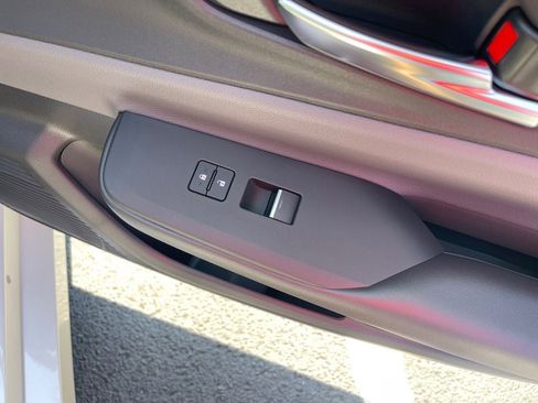 New 2026 Toyota Prius XLE image 19