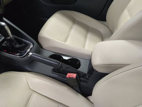 Used 2017 Volkswagen Jetta SEL FWD image 26