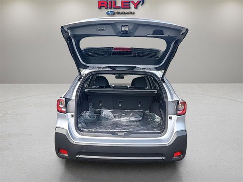 Used 2025 Subaru Outback Onyx Edition image 15