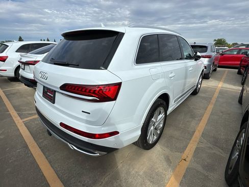 Used 2023 Audi Q7 2.0T Premium w/ Convenience Package AWD/4WD image 4