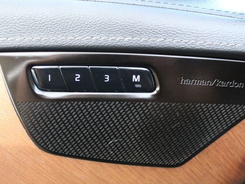 Used 2019 Volvo XC90 T6 Inscription w/ Protection Package Premier AWD/4WD image 32