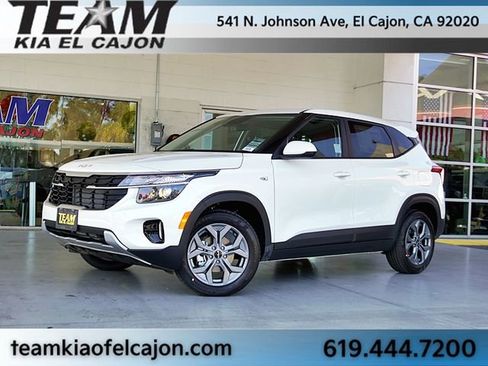 New 2026 Kia Seltos LX FWD image 2