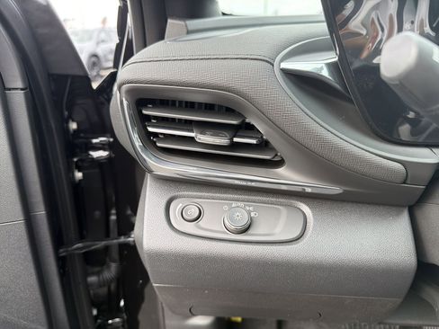 New 2025 Buick Envista Preferred w/ Convenience I Package image 12