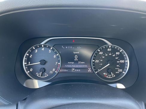 Used 2022 Nissan Frontier SV AWD/4WD image 17