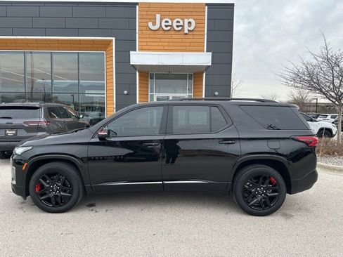 Used 2023 Chevrolet Traverse Premier w/ Redline Edition image 9