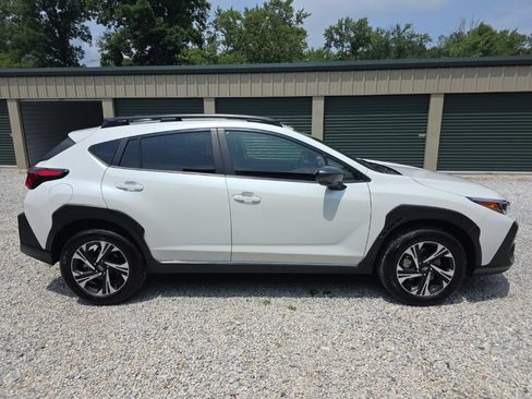 Used 2025 Subaru Crosstrek 2.5i Premium AWD/4WD image 8