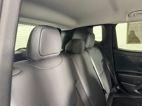 Used 2023 Jeep Renegade Trailhawk w/ Trailhawk Elite Group image 27