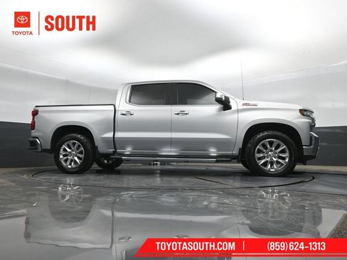 Used 2019 Chevrolet Silverado 1500 LTZ AWD/4WD image 39