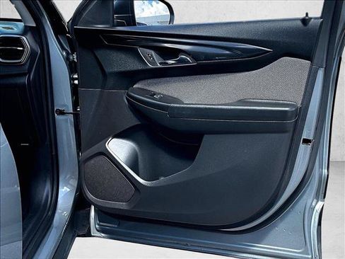 Certified 2025 Chevrolet TrailBlazer LS FWD image 18