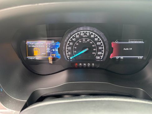 Used 2019 Ford Ranger Lariat w/ Equipment Group 501A Mid image 18