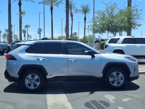 Certified 2024 Toyota RAV4 LE AWD/4WD image 3