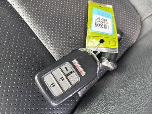 Used 2022 Honda Accord Touring image 23